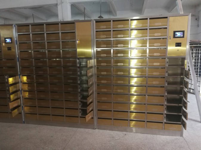 4.3寸屏智能信報(bào)箱